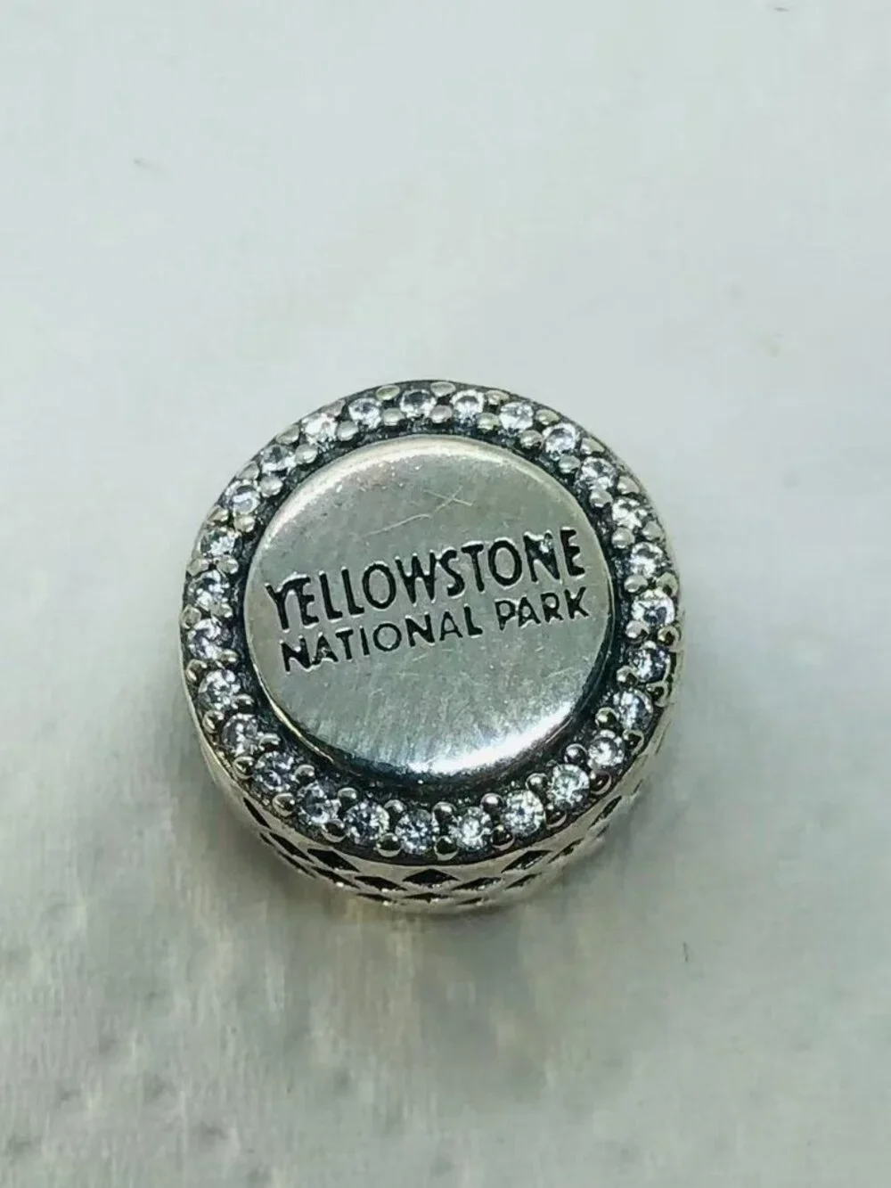 ✨ ✨Pandora YELLOWSTONE NATIONAL PARK Exclusive bead Charm Pendant